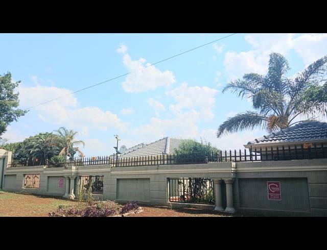 4 BEDROOM HOUSE FOR SALE IN CLAYVILLE